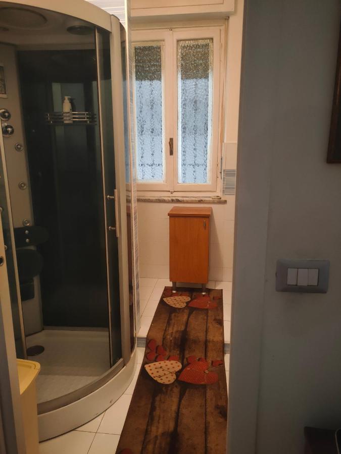 Apartament Casa - House Xavier Una Casa Famigliare , Dame Entra Solo Chi A Un Bel Cuore , Non'E Il L'Intero Alloggio Solo Stanze E Bagno Turyn Zewnętrze zdjęcie